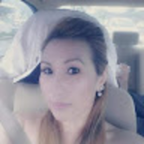 Meet your Posher, Becky - Picture 1 of 1